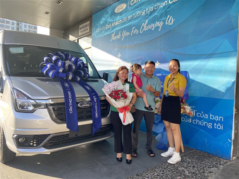 Transit bạc về Tp Cà Mau