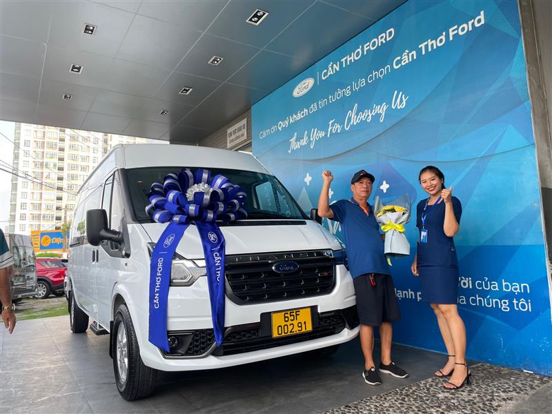 Transit Trắng - Cần Thơ