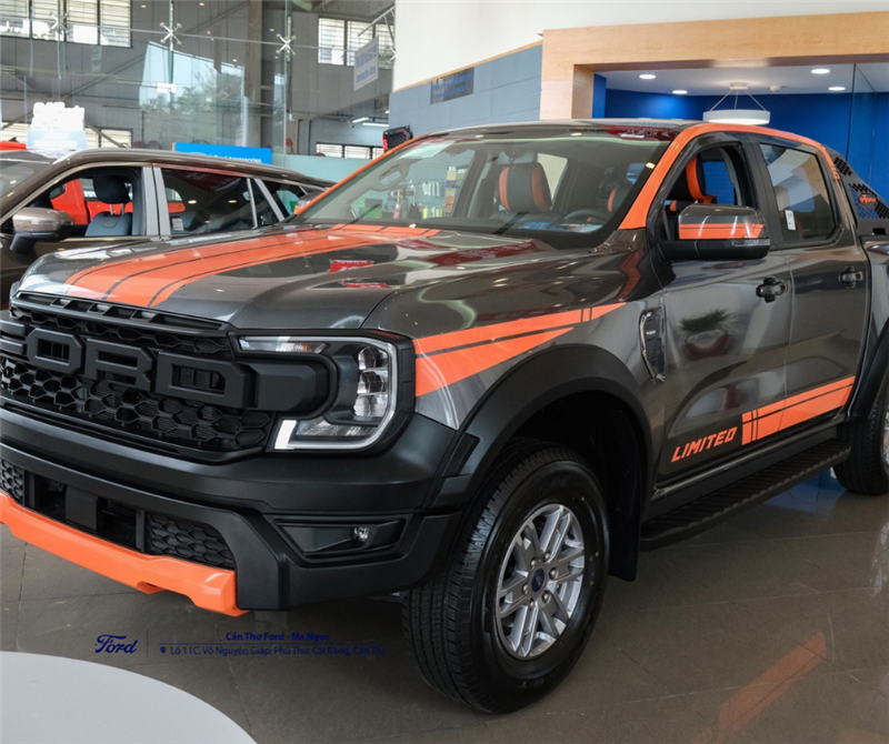Khám Phá Ford Ranger XLS Nâng Cấp Lên Gói Phụ Kiện Độc Quyền Cần Thơ Ford Nhân Dịp Kỷ Niệm 10 Năm
